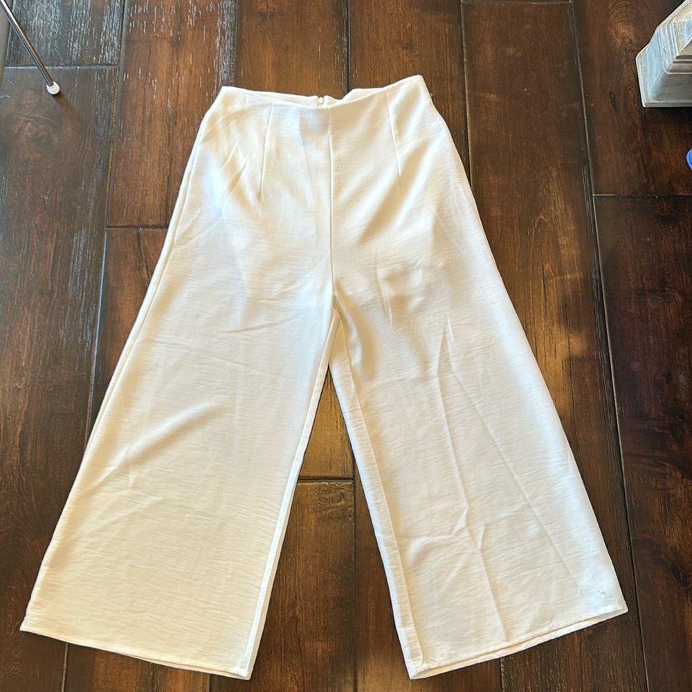 Wide leg dress capris